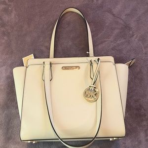 MICHAEL KORS TOTE, LEATHER NWT